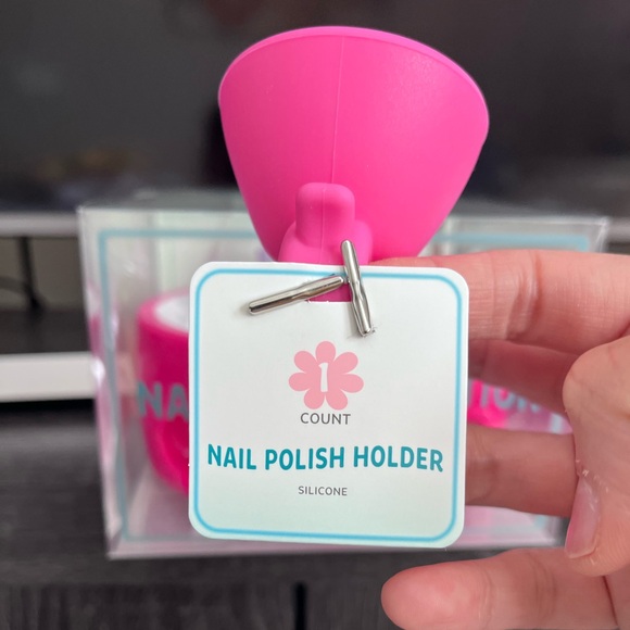 Target Bullseye's Playground Pink Nail Drying Station Bundle💅 - Picture 4 of 7